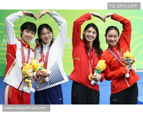 山东队演出惊天反转！杨浚瑄最终50米极限反超，夺全运会游水接力首金